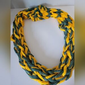 Packer color design scarf